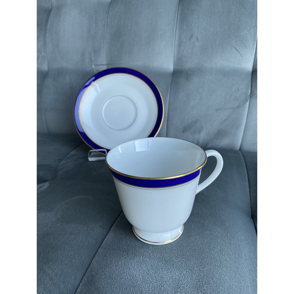 Royal Worcester howard cobalt 1982 Made In England Tea Cup Set Cup & Saucer VTG